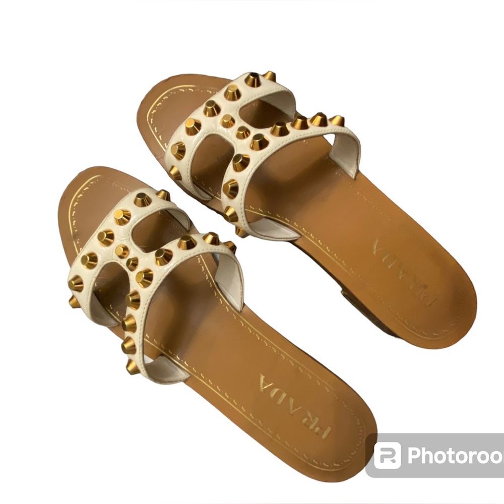 🌸 AUTHENTIC PRADA SLIDES - Picture 2 of 10
